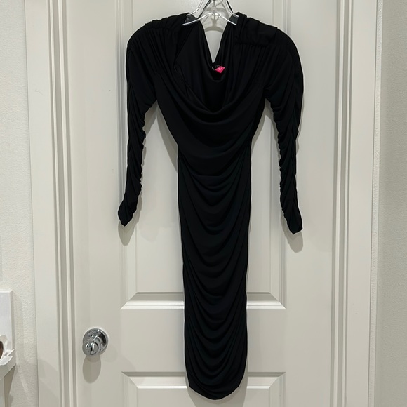 Vince Camuto Dresses & Skirts - Vince Camuto Ruched bodycon dress